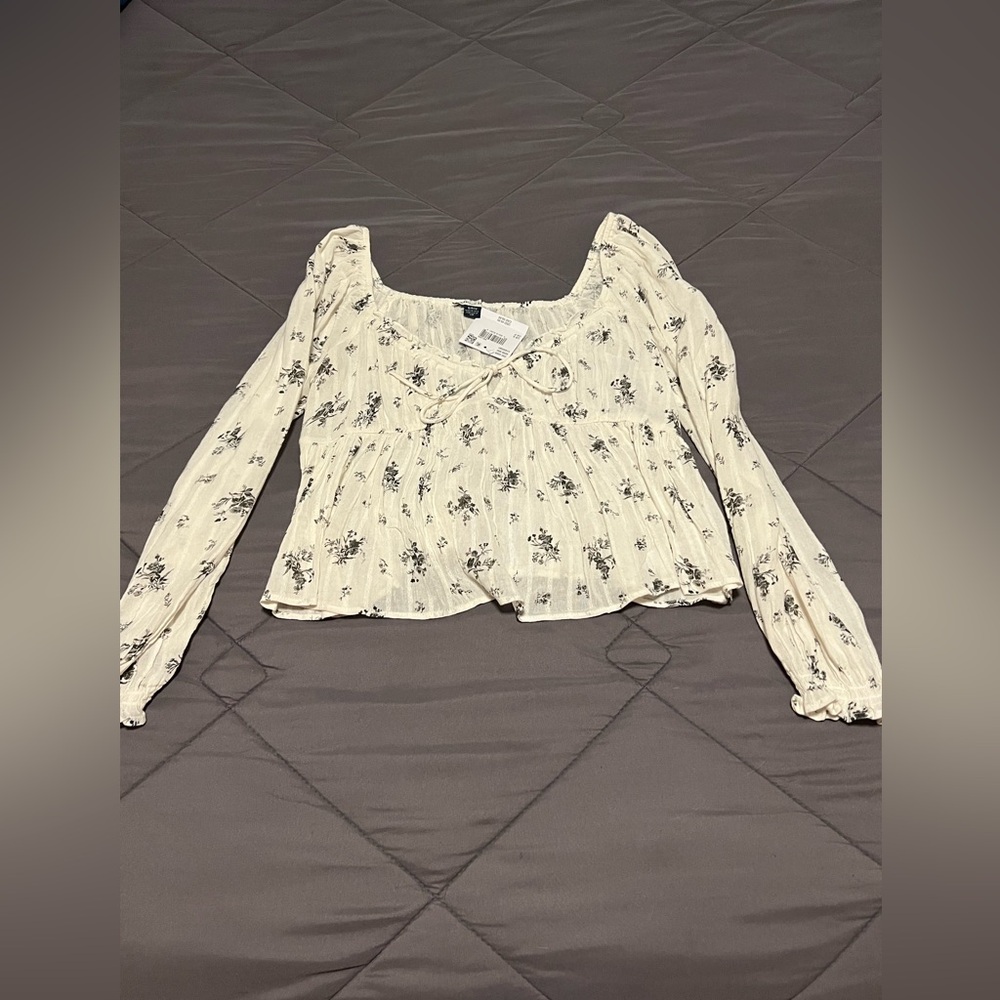 NWT American Eagle long sleeve babydoll top